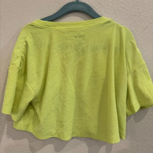 Old Navy Active “Sun Chaser” Neon Cropped Tee – Size XS (5) - Picture 4 of 5